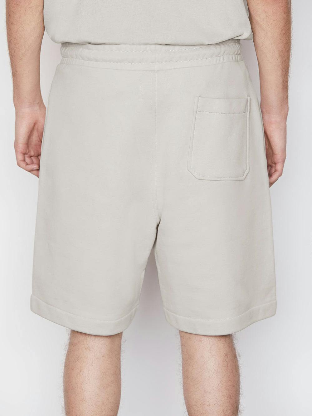 back view alt:fit2